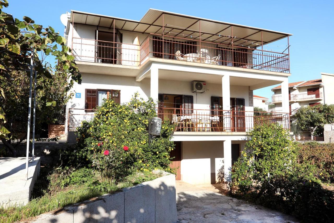 Apartman Gilan Сегет Враница Екстериор снимка