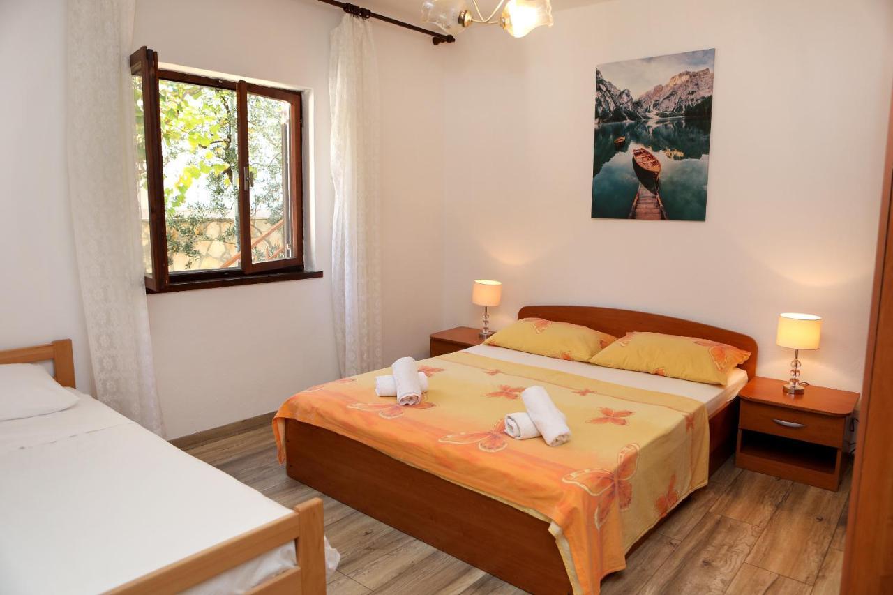 Apartman Gilan Сегет Враница Екстериор снимка