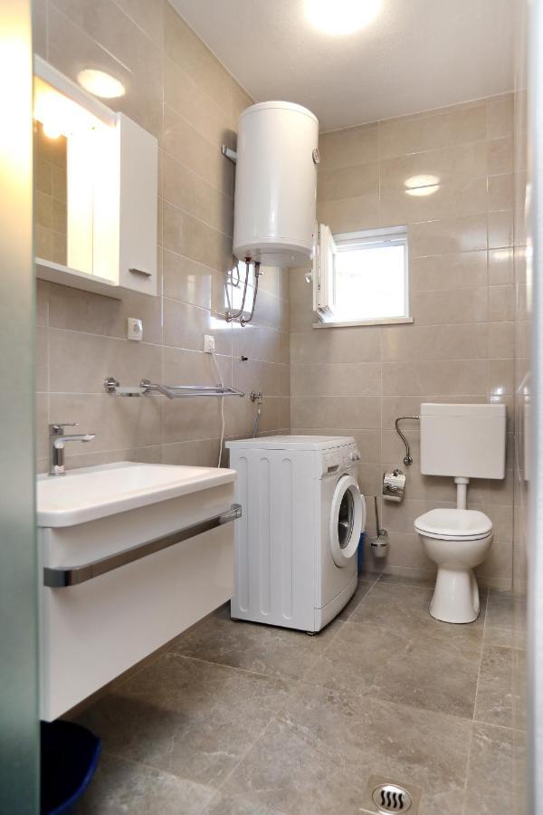 Apartman Gilan Сегет Враница Екстериор снимка