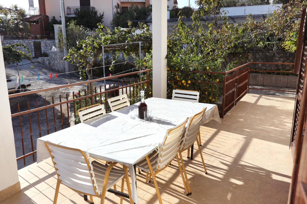 Apartman Gilan Сегет Враница Екстериор снимка
