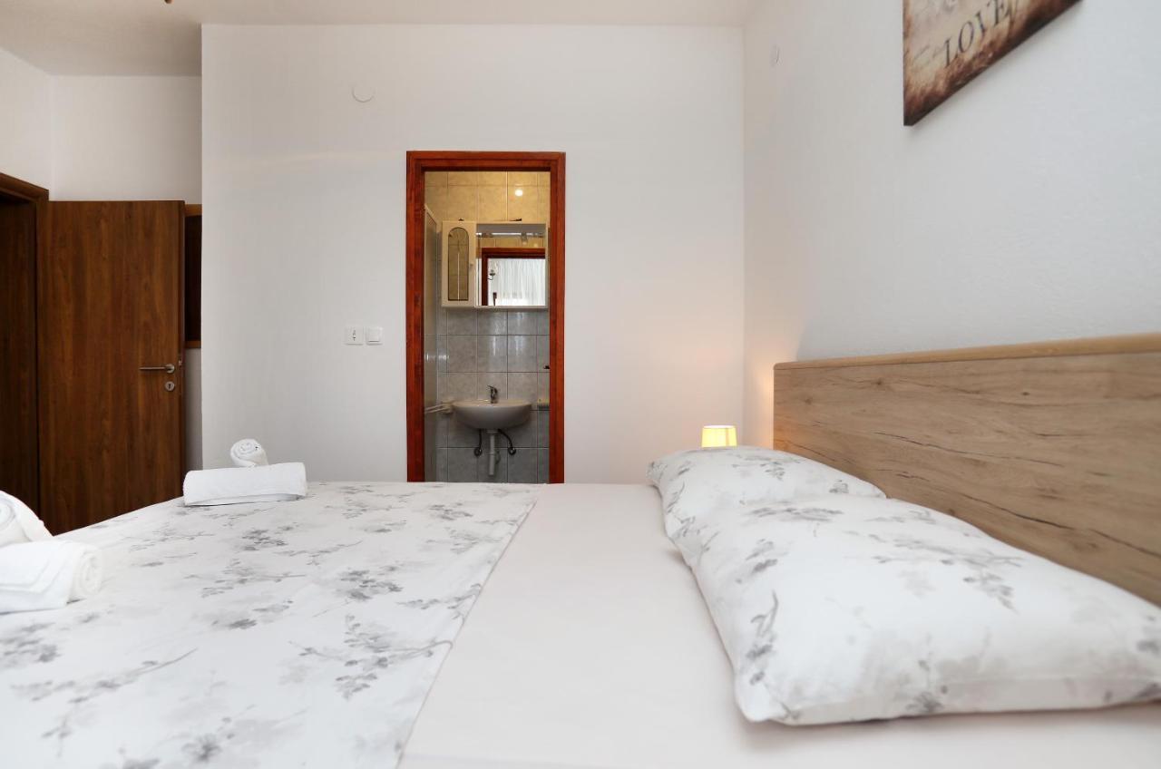 Apartman Gilan Сегет Враница Екстериор снимка
