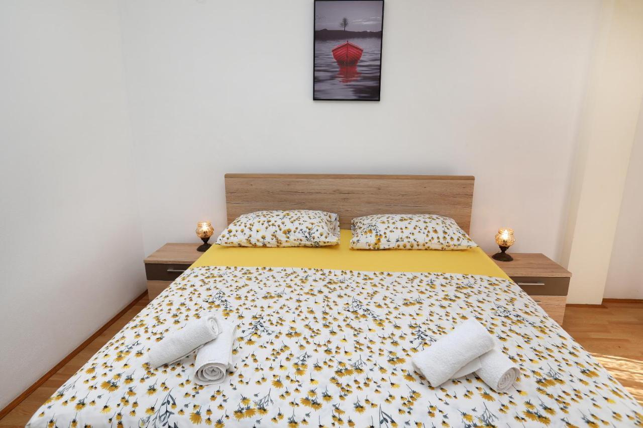 Apartman Gilan Сегет Враница Екстериор снимка